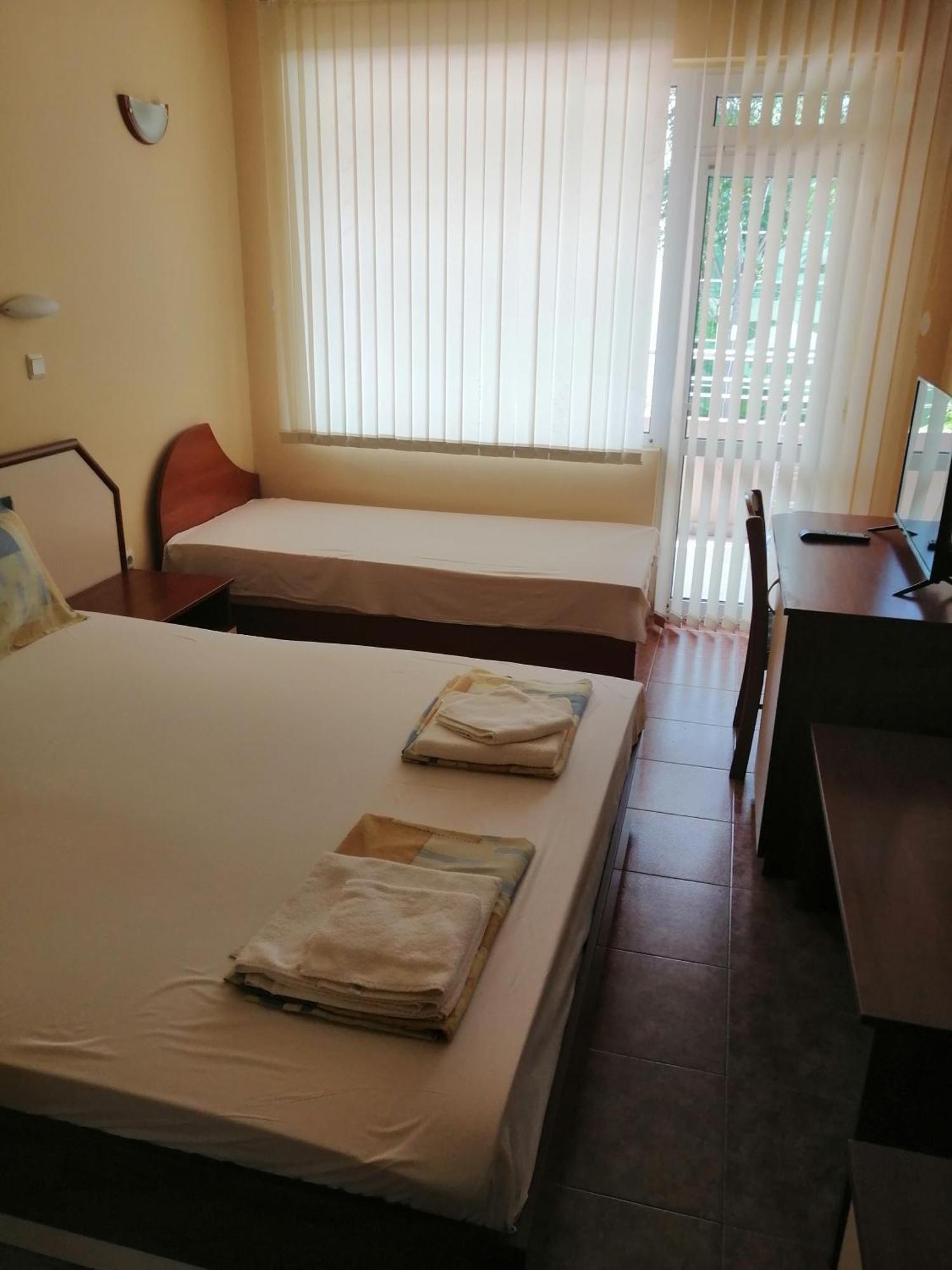 Femili Hotel Diveda Sveti Vlas Pokoj fotografie