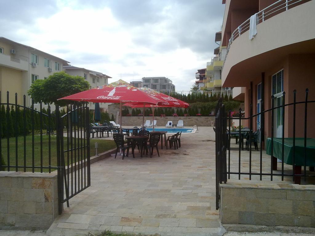 Femili Hotel Diveda Sveti Vlas Exteriér fotografie
