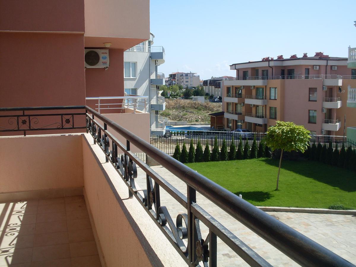 Femili Hotel Diveda Sveti Vlas Exteriér fotografie