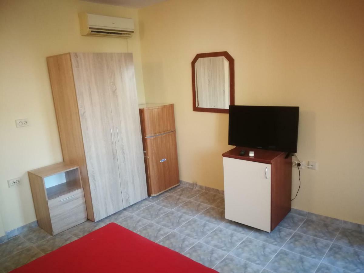 Femili Hotel Diveda Sveti Vlas Exteriér fotografie